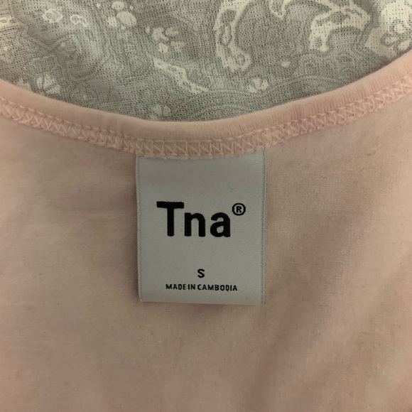 Light blush pink tank top - Picture 2 of 2